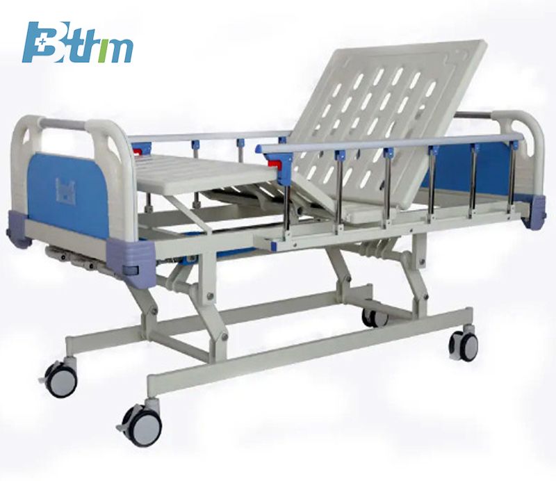 BT-15D Manual Three shaking medical bed(Larger size castors )